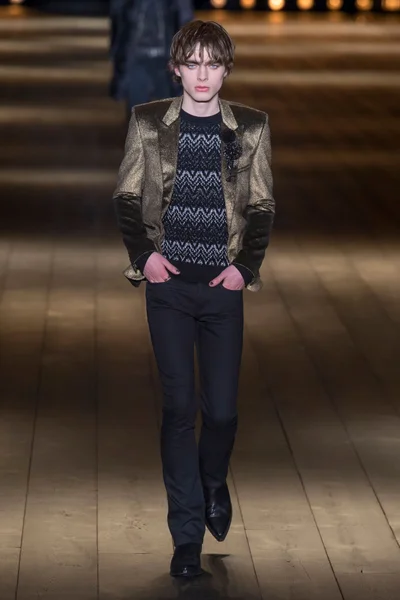 Look 47